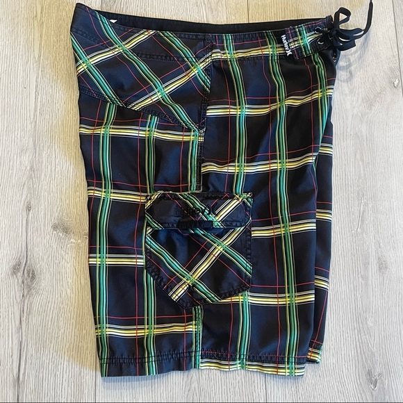 HURLEY Black and Green Plaid Board Shorts Swim Bottoms Size 32 - Picture 12 of 12